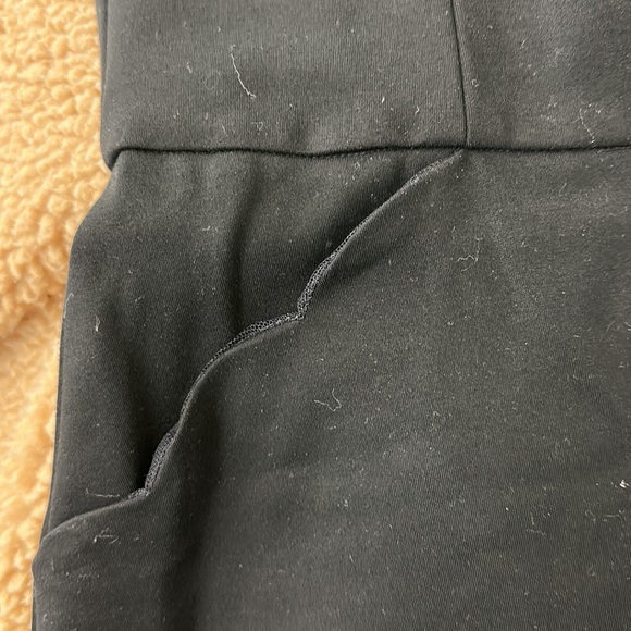 Cooperative Black Scalloped Strapless Romper - Picture 4 of 5